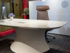 Futuristisch geschilderd bureau