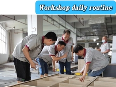 Proefinstallatie van fabrieksdisplaykasten dagelijks