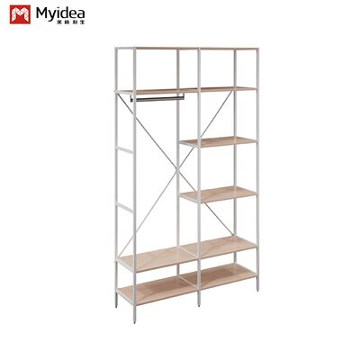 Kasten met stalen frame en eendekbedden voor appartementen